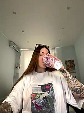 IvyHoney online show from September 2025 08:47:01 AM