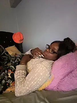 ChocolateBuns101 online show from December 2024 09:19:01 PM