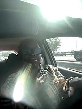 ChocolateBuns101 online show from November 2025 03:36:01 PM