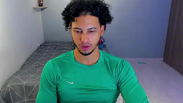 Kris Khalifa69 online show from February 2026 05:04:01 AM