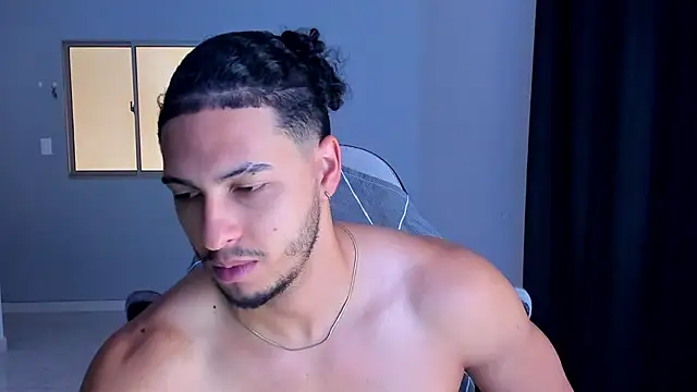 Kris Khalifa69 online show from March 2026 12:42:02 PM