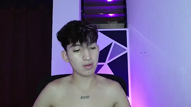 littlextreme online show from March 2025 01:38:02 AM