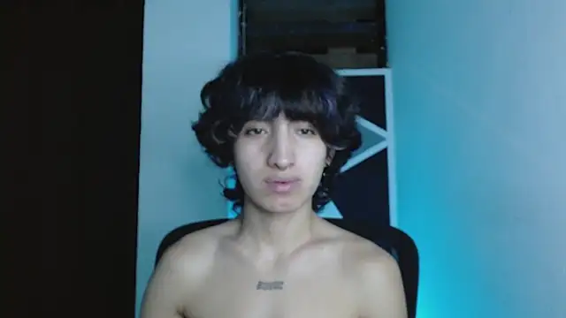 littlextreme online show from April 2026 02:22:02 AM