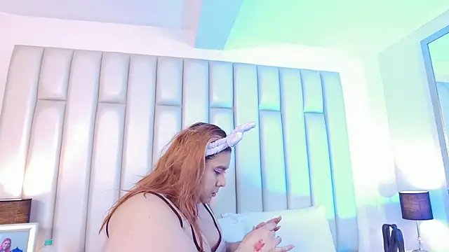 Snapshot of aandreaperez chatting on February 2026 12:13:02 PM aandreaperez online show from February 2026 12:13:02 PM