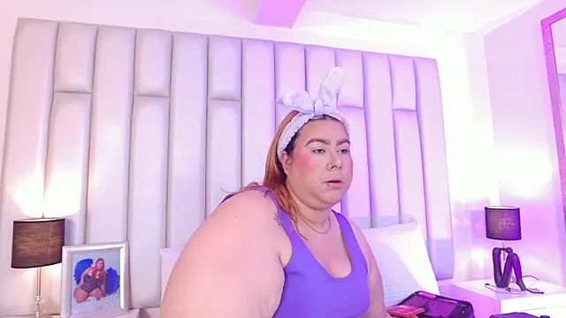 Snapshot of aandreaperez chatting on February 2026 11:33:01 AM aandreaperez online show from February 2026 11:33:01 AM