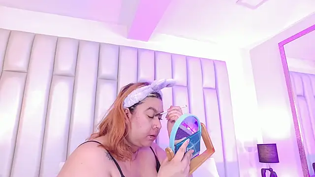 Snapshot of aandreaperez chatting on February 2026 11:41:01 AM aandreaperez online show from February 2026 11:41:01 AM