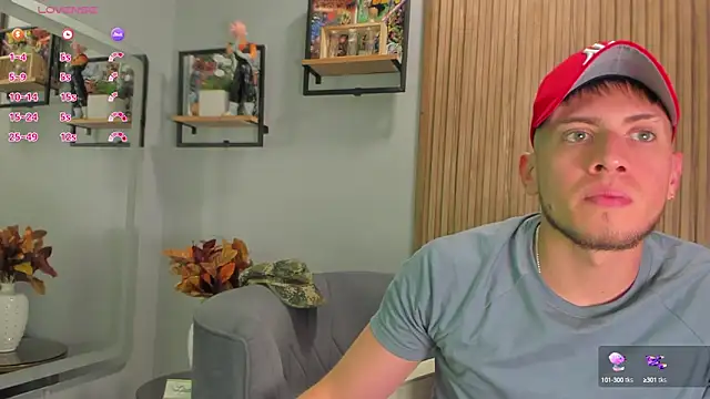 SebastianMaximoff online show from December 2024 06:06:01 PM