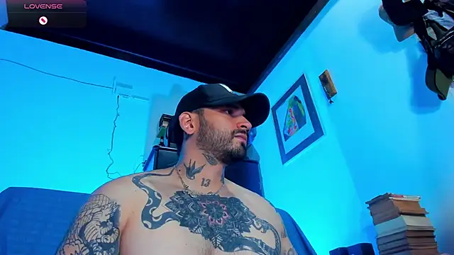 Snapshot of CamiloGray_ chatting on February 2025 12:57:02 PM CamiloGray online show from February 2025 12:57:02 PM
