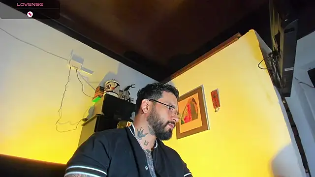 CamiloGray  online show from September 2025 02:55:01 PM