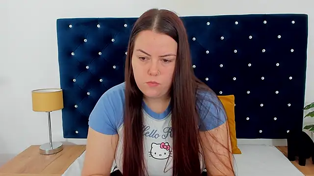 EvaLick online show from October 2025 05:51:01 AM