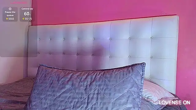 Snapshot of hornyhousekeeper_ chatting on January 2025 01:08:01 PM hornyhousekeeper online show from January 2025 01:08:01 PM