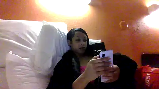 Snapshot of sexybribri@xh chatting on October 2025 05:29:01 AM sexybribrixh online show from October 2025 05:29:01 AM