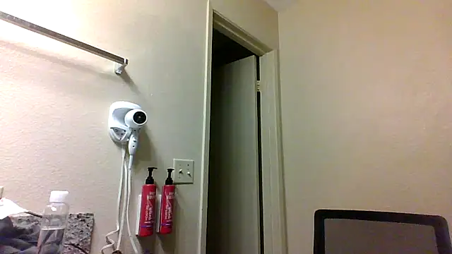 Snapshot of sexybribri@xh chatting on October 2025 05:10:02 AM sexybribrixh online show from October 2025 05:10:02 AM