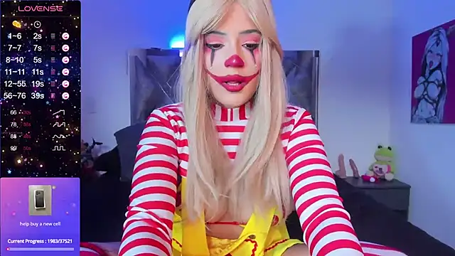 Snapshot of cutesarah_ chatting on December 2024 09:04:01 PM cutesarah online show from December 2024 09:04:01 PM