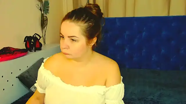 Riisse online show from January 2025 08:47:01 PM