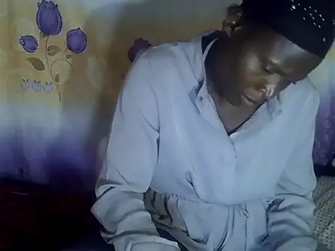 cute-shamza online show from April 2026 04:32:01 AM