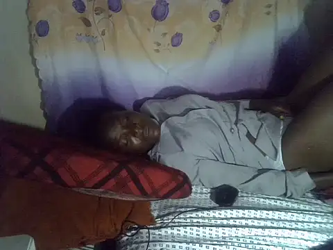 cute-shamza online show from April 2026 07:58:01 PM