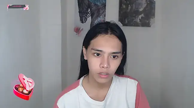 Snapshot of shecutie69 chatting on December 2024 03:44:01 PM shecutie69 online show from December 2024 03:44:01 PM