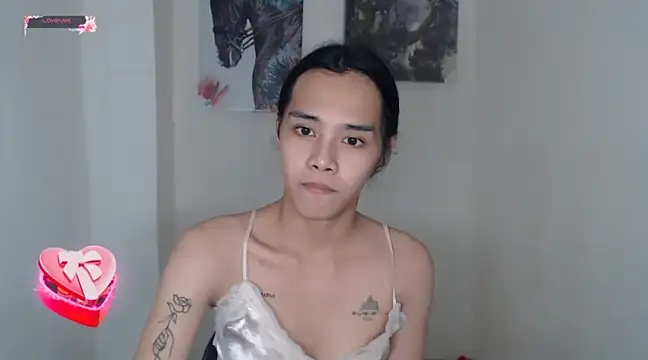 Snapshot of shecutie69 chatting on December 2024 11:39:02 PM shecutie69 online show from December 2024 11:39:02 PM