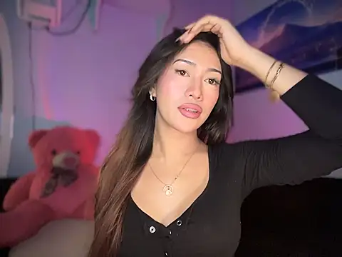 Jasmine Elcock online show from November 2025 03:56:02 PM