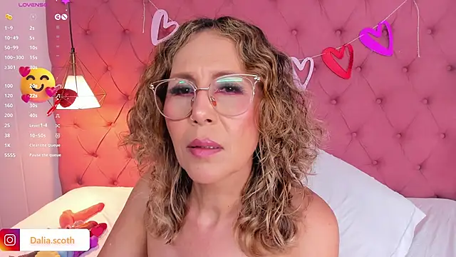 Snapshot of DaliaScoth chatting on February 2025 10:37:01 PM DaliaScoth online show from February 2025 10:37:01 PM