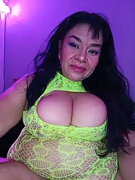 Snapshot of karlablue_ chatting on July 2026 09:00:02 PM karlablue online show from July 2026 09:00:02 PM