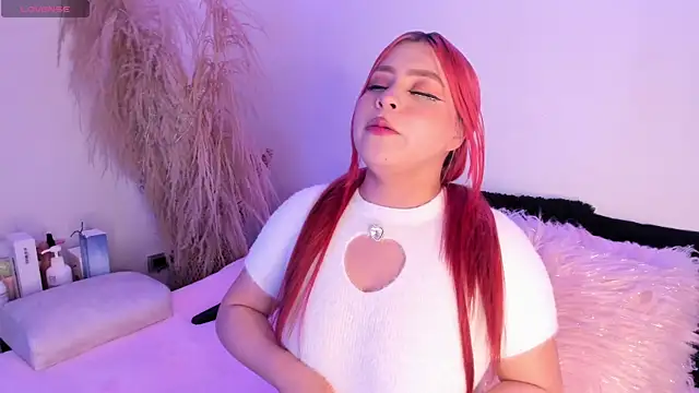 SophieRossi online show from December 2024 06:11:01 AM