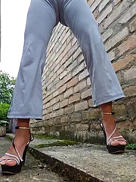 Yuky ta online show from February 2026 01:06:02 PM