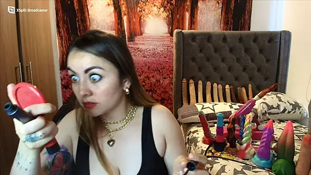 Snapshot of sofia23dirty chatting on October 2025 06:38:02 PM sofia23dirty online show from October 2025 06:38:02 PM