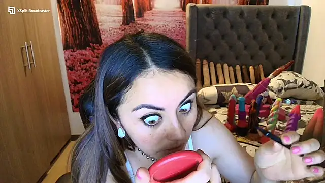 Snapshot of sofia23dirty chatting on October 2025 07:25:02 PM sofia23dirty online show from October 2025 07:25:02 PM