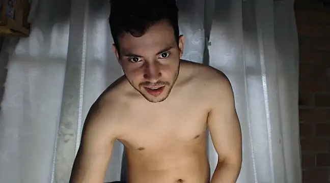 Armando 2002 online show from January 2025 04:39:01 PM