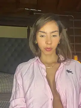 Snapshot of RouseColins chatting on February 2025 11:32:01 PM RouseColins online show from February 2025 11:32:01 PM