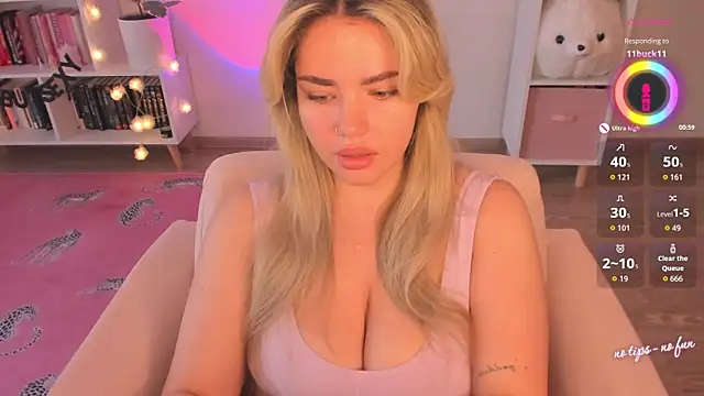 pussy-kattt online show from October 2025 05:35:02 AM