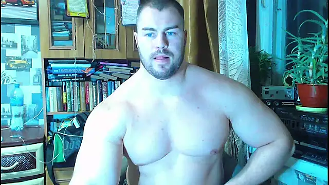 Snapshot of muscularjohnforuX chatting on December 2024 07:33:01 PM muscularjohnforuX online show from December 2024 07:33:01 PM