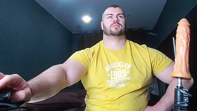 Snapshot of muscularjohnforuX chatting on February 2025 05:49:02 PM muscularjohnforuX online show from February 2025 05:49:02 PM