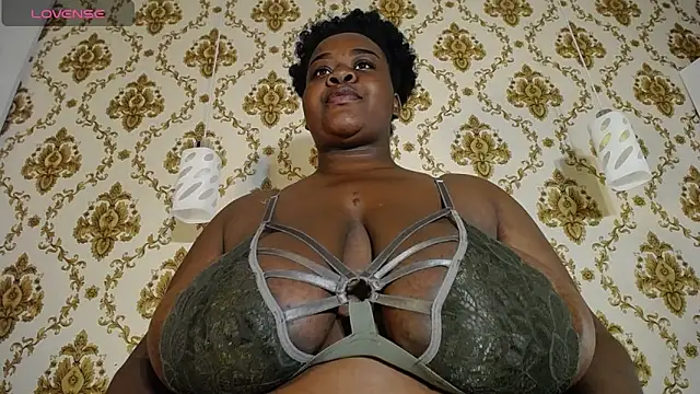 KARATIBBY COX online show from April 2026 12:55:01 PM