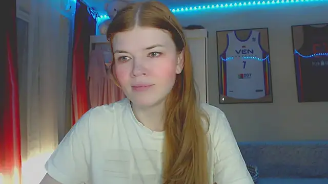 Snapshot of Klementa chatting on July 2026 06:44:01 PM Klementa online show from July 2026 06:44:01 PM