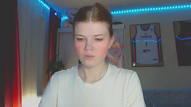 Snapshot of Klementa chatting on July 2026 06:39:02 PM Klementa online show from July 2026 06:39:02 PM