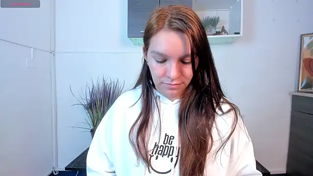 miataylorr1 online show from December 2024 12:27:02 PM