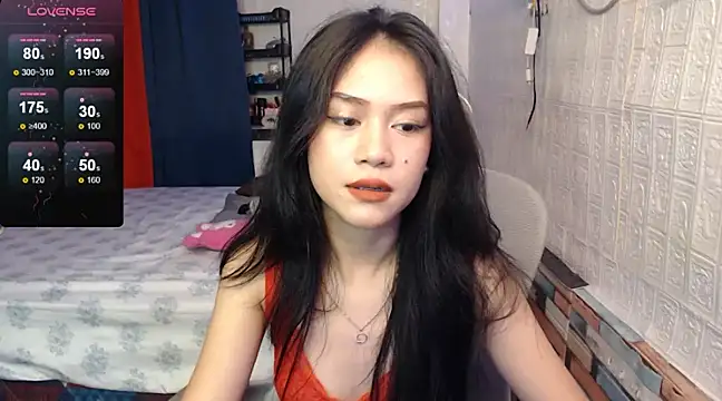 Snapshot of sweetmimi18 chatting on December 2024 12:27:01 AM sweetmimi18 online show from December 2024 12:27:01 AM