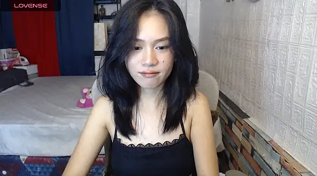 Snapshot of sweetmimi18 chatting on February 2025 08:00:01 PM sweetmimi18 online show from February 2025 08:00:01 PM