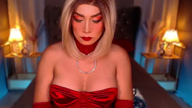 QUEEN GIAMOORE69 online show from March 2026 06:33:01 PM