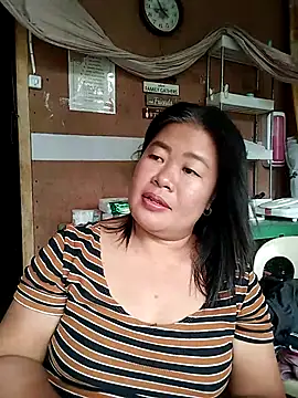 Snapshot of lickmepussy21 chatting on September 2025 03:50:01 AM lickmepussy21 online show from September 2025 03:50:01 AM