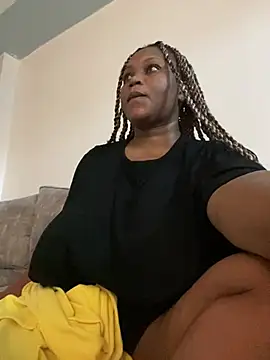 Hyra Ari online show from March 2025 09:31:02 PM