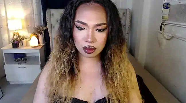 RebecaNextToYou online show from January 2025 05:49:01 PM