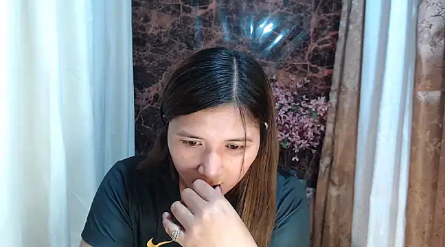 Snapshot of MS_Isabella_Snow92 chatting on March 2025 01:32:02 AM MS Isabella Snow92 online show from March 2025 01:32:02 AM