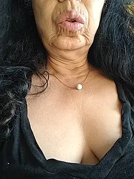 Susannemilf online show from March 2026 03:01:02 AM