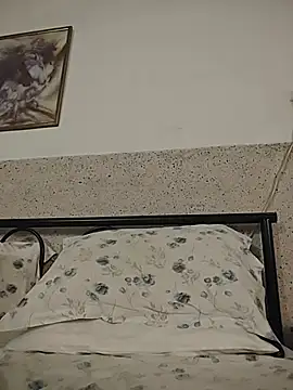 Susannemilf online show from April 2026 11:49:01 AM