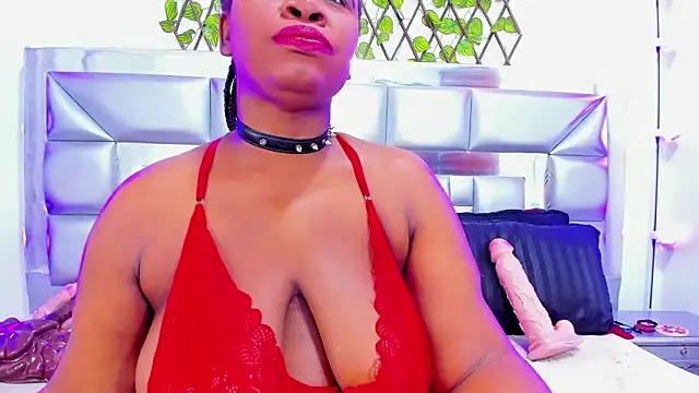 SweeT Ebonyyx online show from October 2025 02:21:02 AM