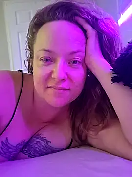 julimonroe online show from February 2025 06:50:02 AM